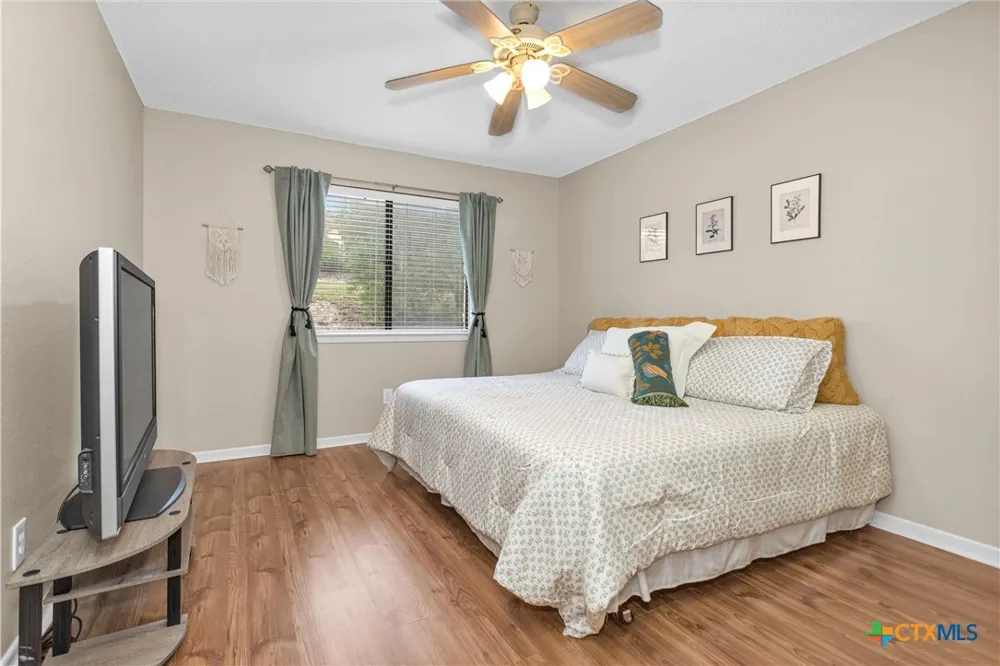1226 Cougar Drive #15 Canyon Lake, TX 78133