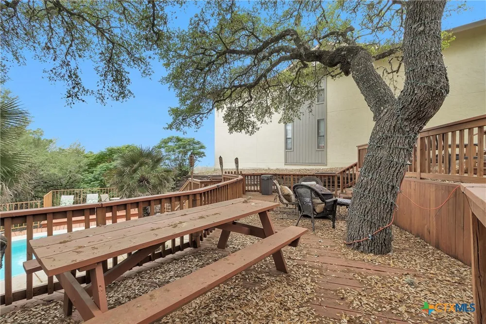1226 Cougar Drive #15 Canyon Lake, TX 78133