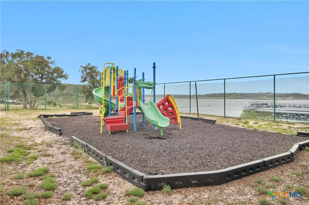 1226 Cougar Drive #15 Canyon Lake, TX 78133