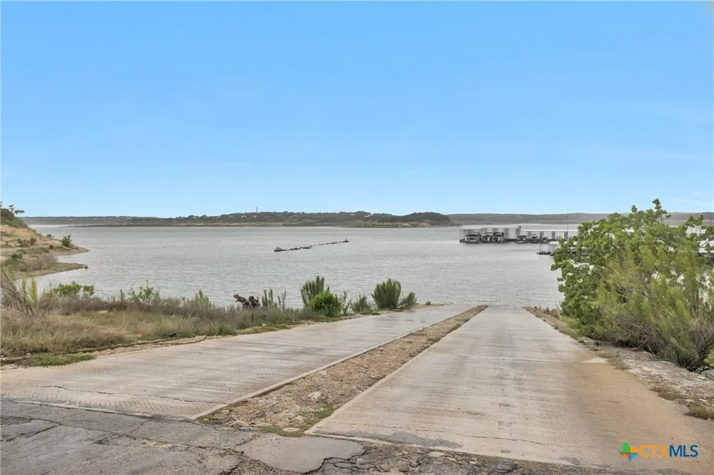 1226 Cougar Drive #15 Canyon Lake, TX 78133