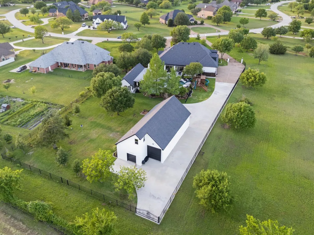 501 W Aurora Vista Trail Aurora, TX 76078