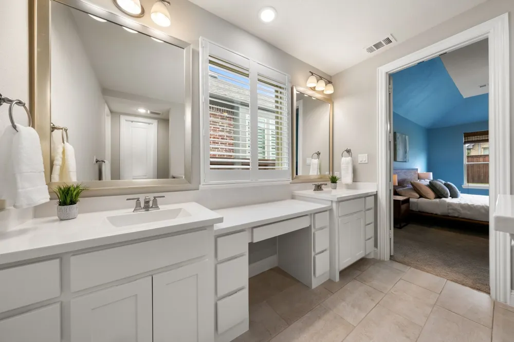 2825 London The Colony, TX 75056