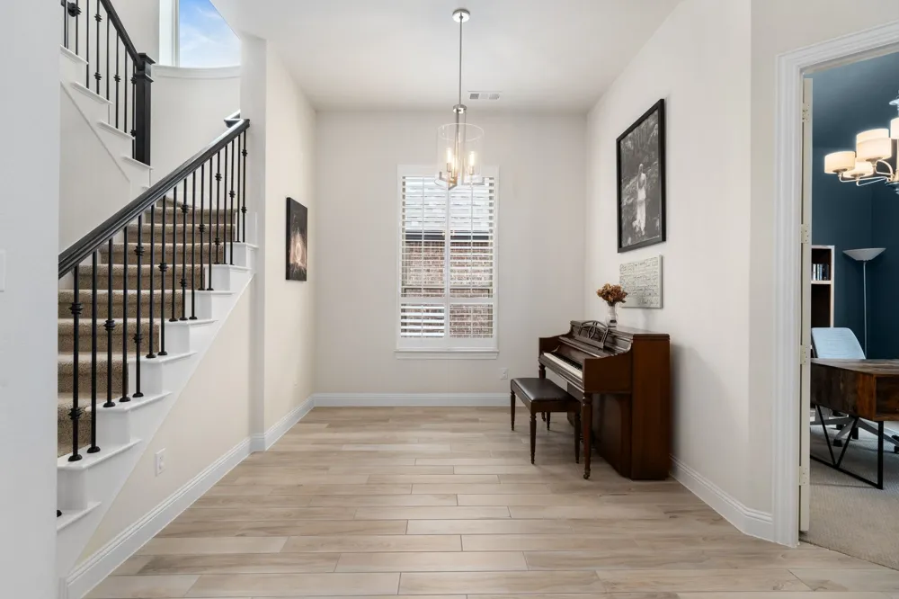2825 London The Colony, TX 75056