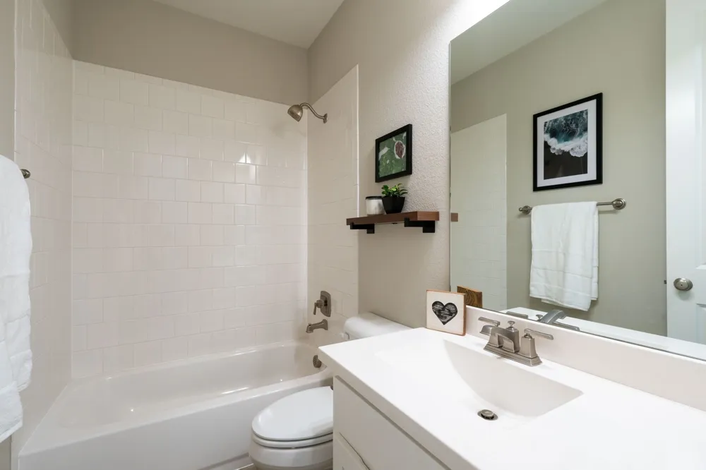 2825 London The Colony, TX 75056
