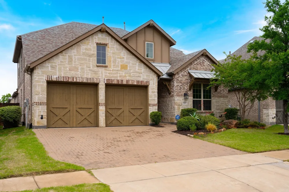 2825 London The Colony, TX 75056
