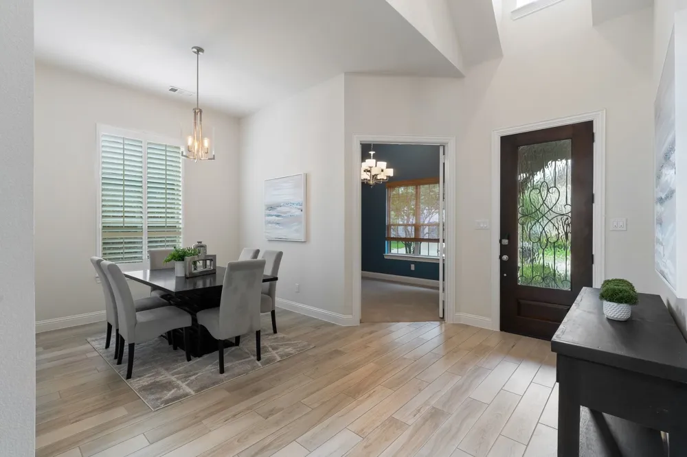 2825 London The Colony, TX 75056