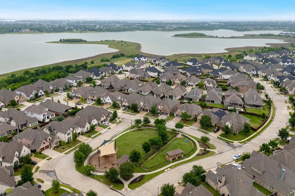 2825 London The Colony, TX 75056