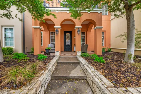 96 Casa Lane #210