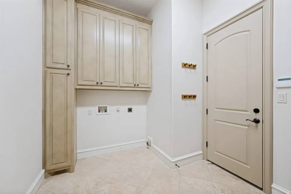 96 Casa Lane #210 Colleyville, TX 76034