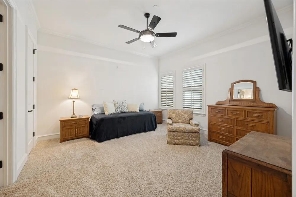 96 Casa Lane #210 Colleyville, TX 76034