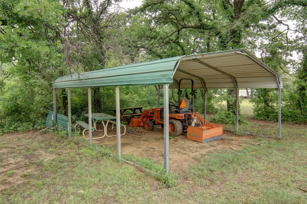 3622 Fm 52 Graford, TX 76449
