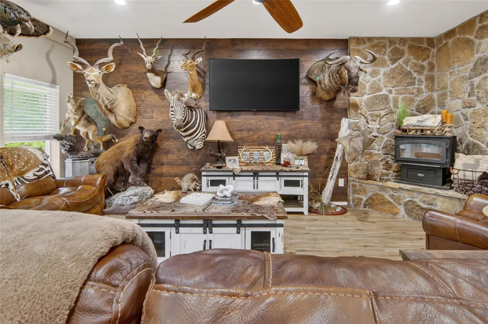 3622 Fm 52 Graford, TX 76449