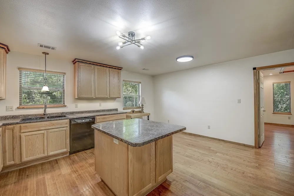 41 Crestline Court Nocona, TX 76255