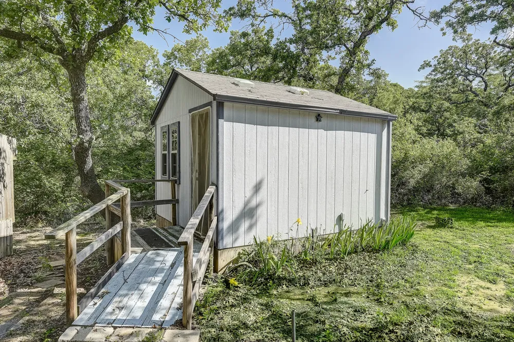 41 Crestline Court Nocona, TX 76255