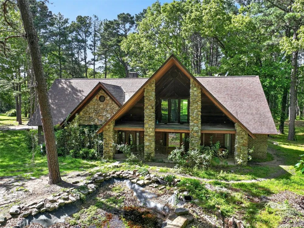 12070 Farm to Market Road 990 Simms, TX 75574