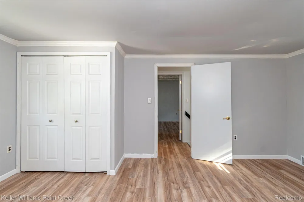 27425 Townley Street Madison Heights City, MI 48071