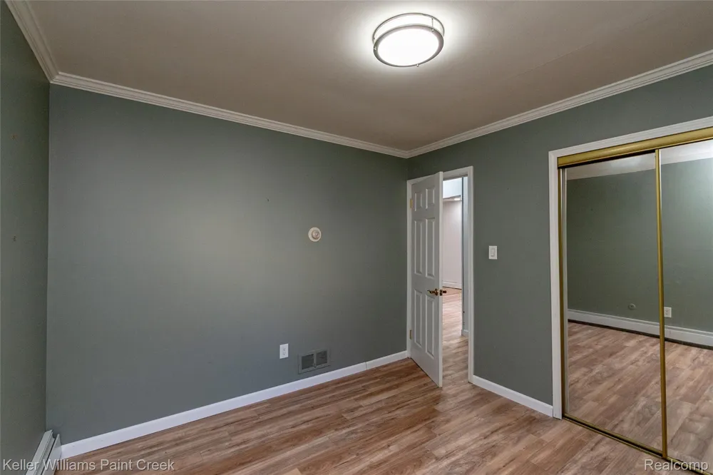 27425 Townley Street Madison Heights City, MI 48071
