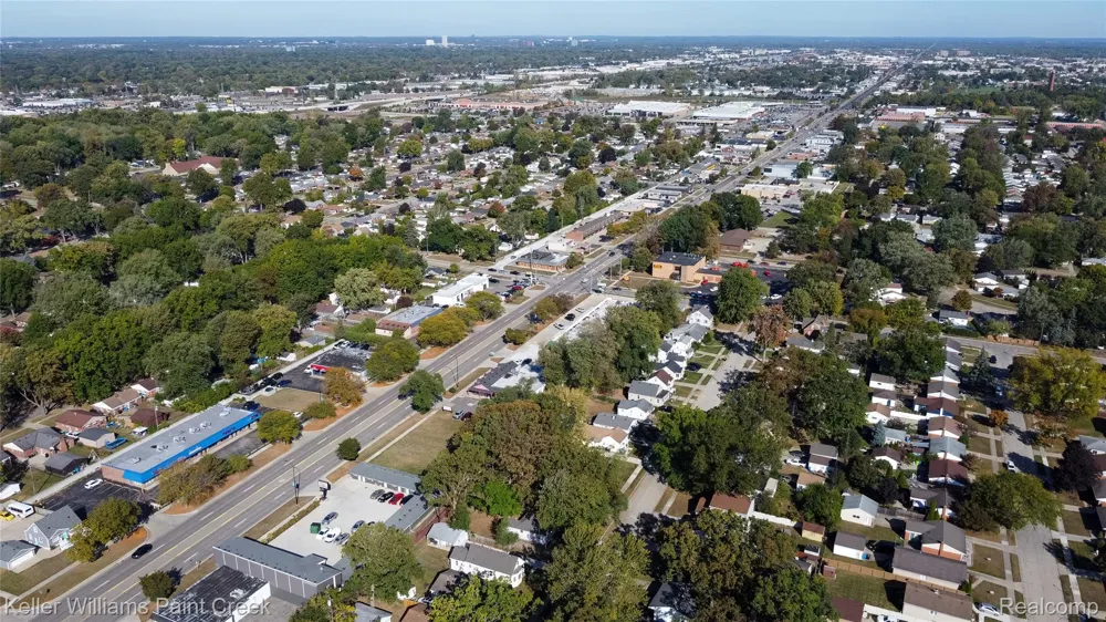 27425 Townley Street Madison Heights City, MI 48071