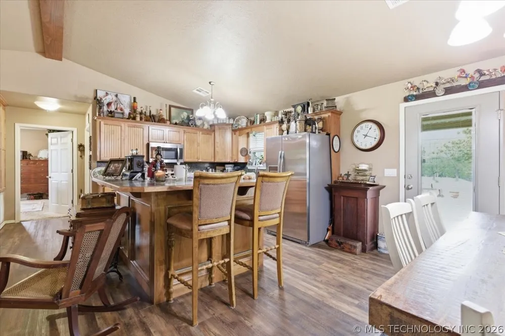 17500 County Road 3470 Roff, OK 74865