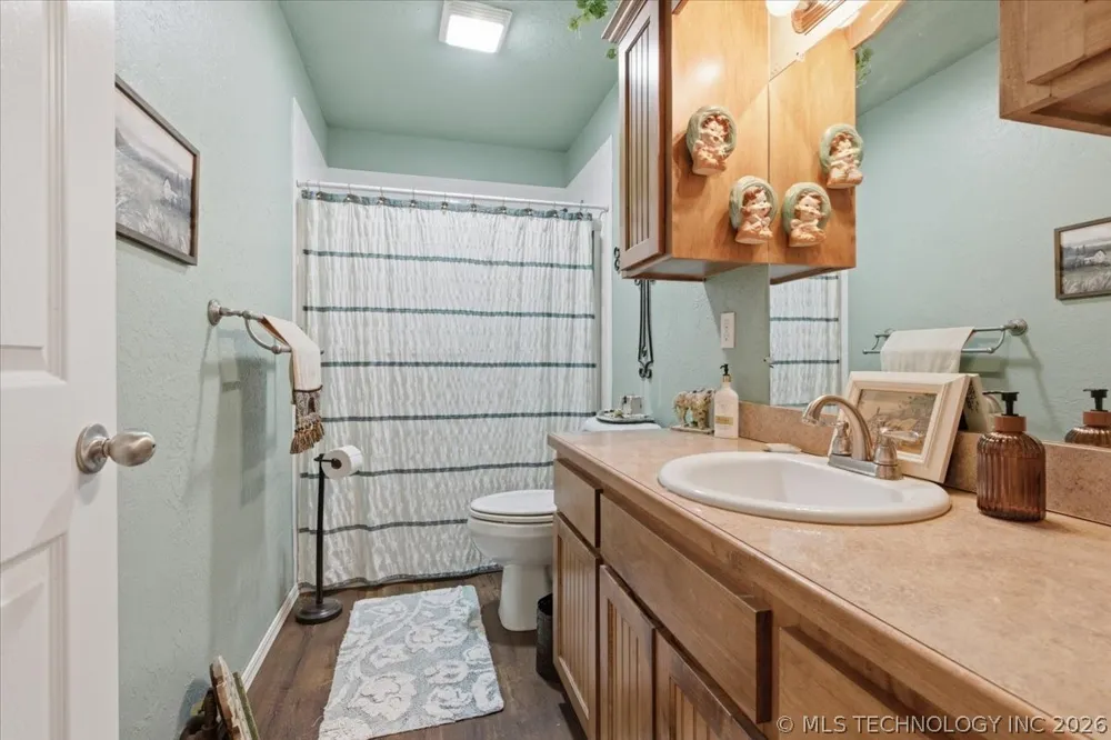 17500 County Road 3470 Roff, OK 74865