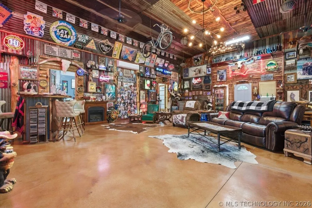 17500 County Road 3470 Roff, OK 74865