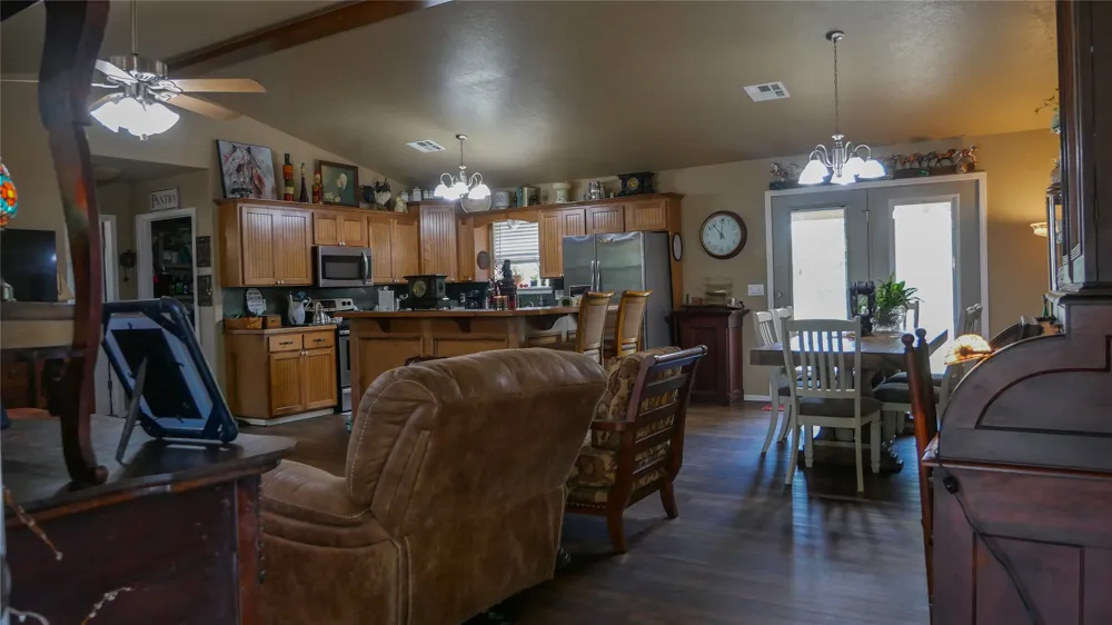 17500 County Road 3470 Roff, OK 74865