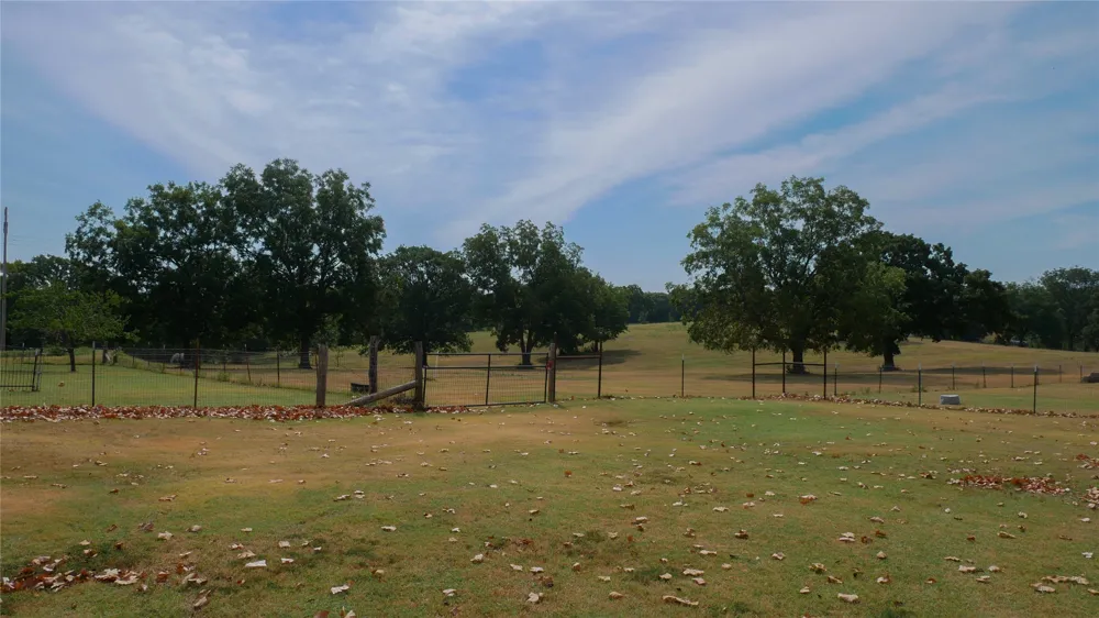17500 County Road 3470 Roff, OK 74865