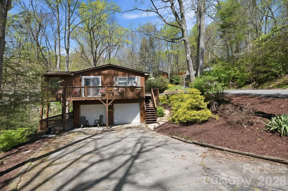 806 Dogwood Drive Boone, NC 28607