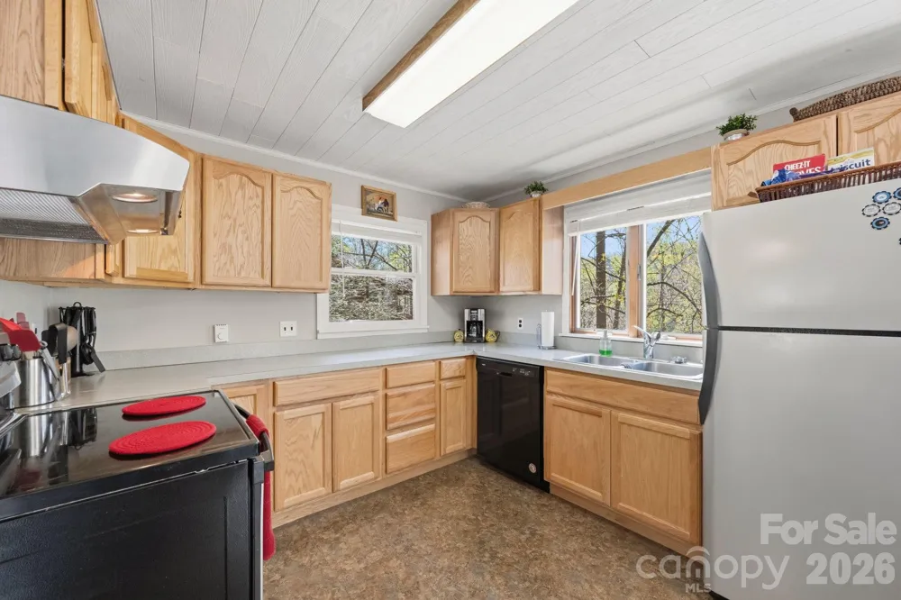 806 Dogwood Drive Boone, NC 28607