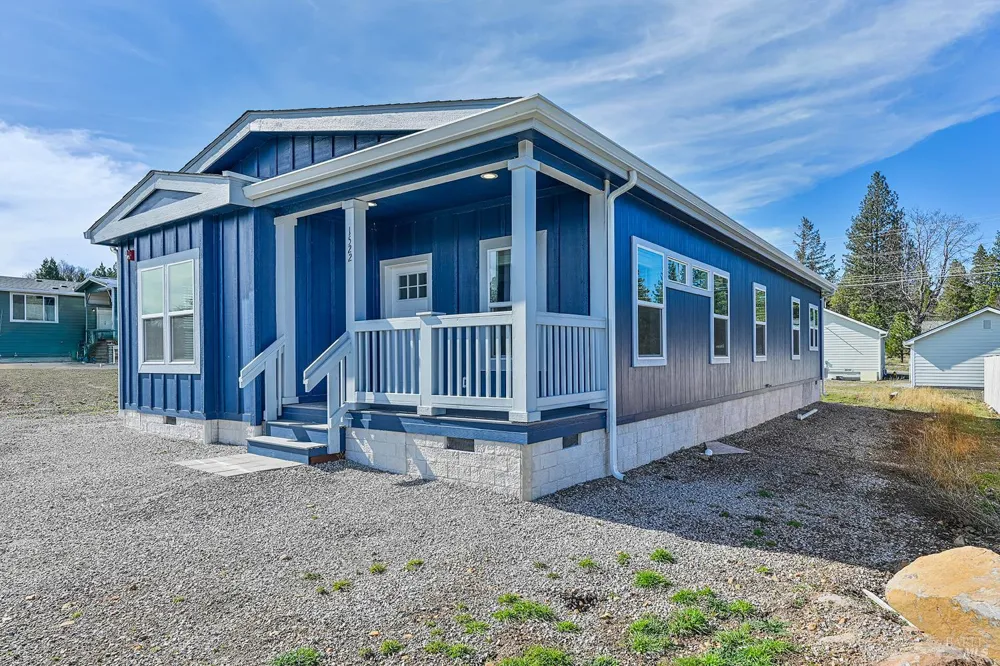 1522 Wakefield Avenue Weed, CA 96094