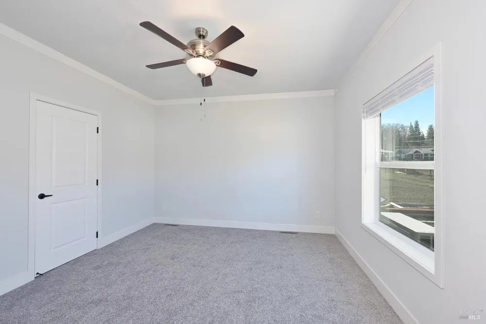1522 Wakefield Avenue Weed, CA 96094
