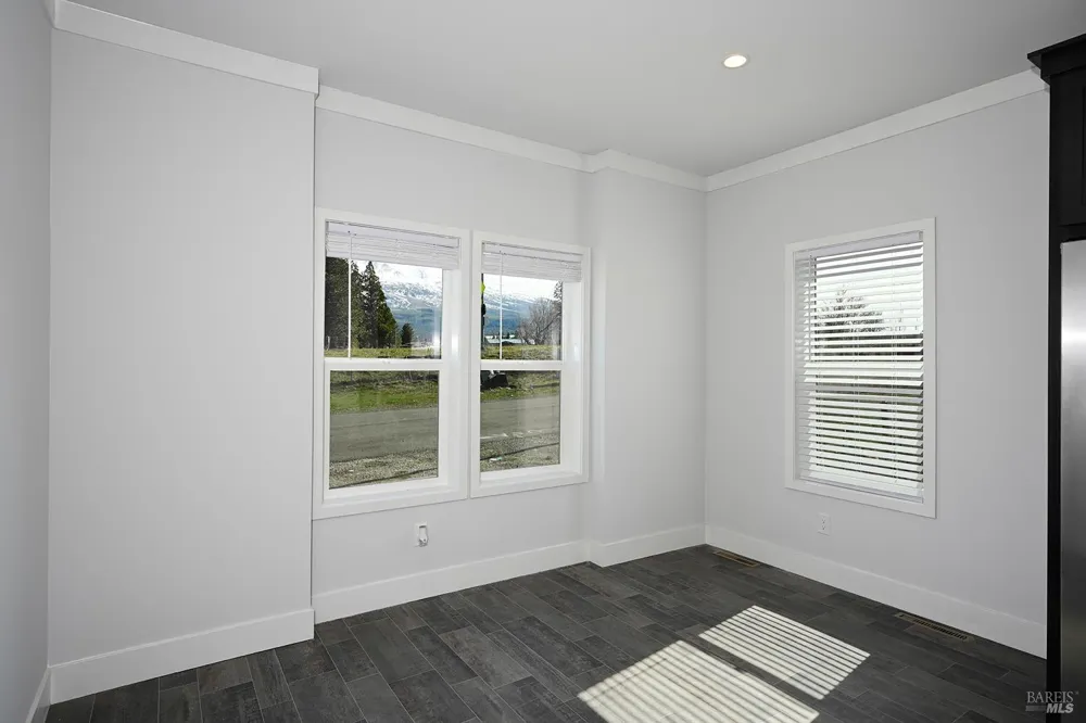 1522 Wakefield Avenue Weed, CA 96094