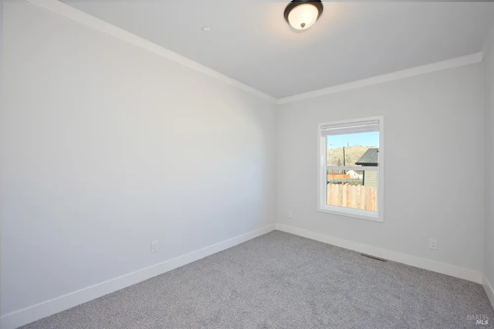 1522 Wakefield Avenue Weed, CA 96094