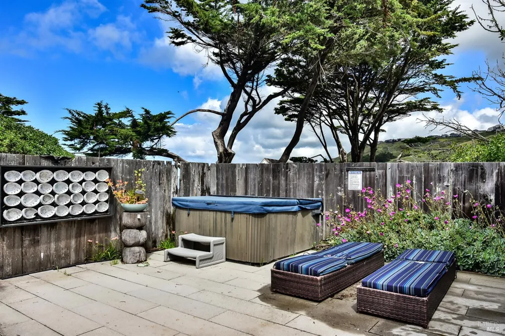 68 Ocean View Avenue Dillon Beach, CA 94929