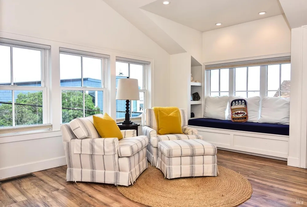 68 Ocean View Avenue Dillon Beach, CA 94929