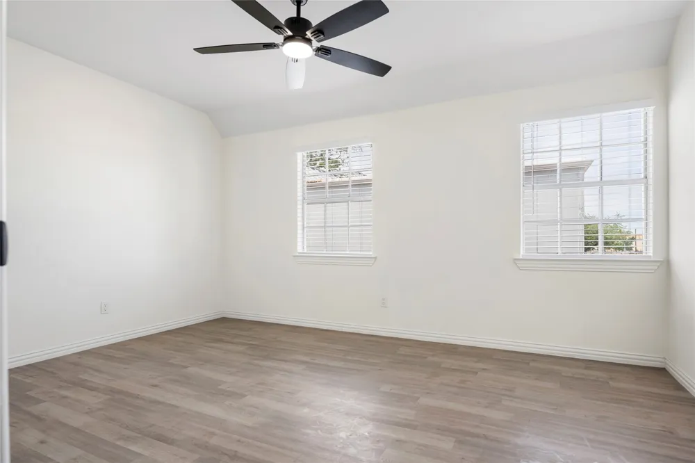 9818 Valley Meadow Place Dallas, TX 75220
