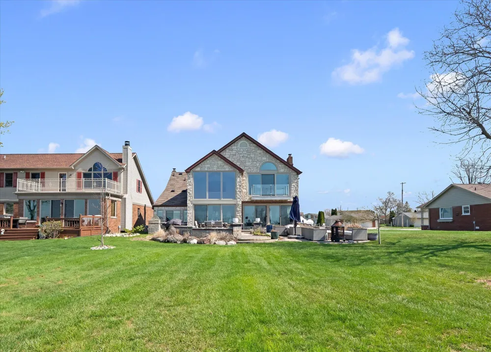 8115 Colony Drive Algonac, MI 48001