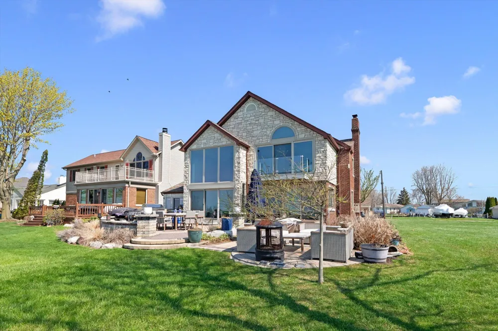 8115 Colony Drive Algonac, MI 48001