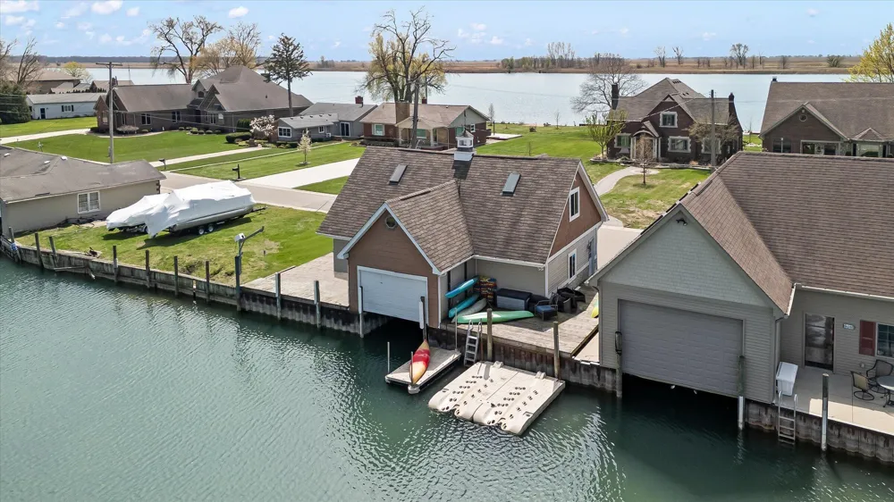 8115 Colony Drive Algonac, MI 48001