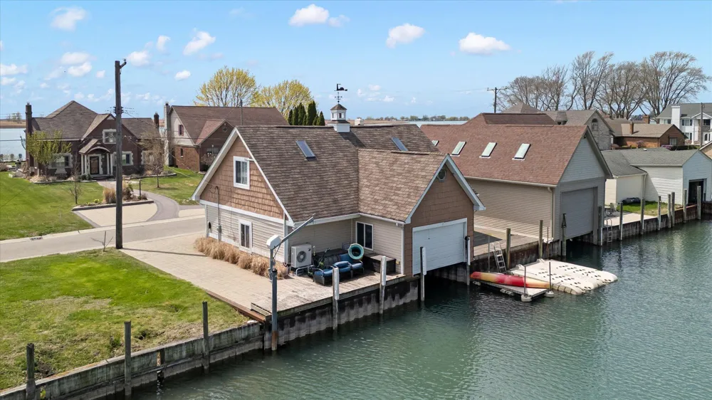 8115 Colony Drive Algonac, MI 48001