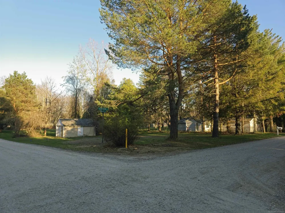 7333 Hawthorne Road Worth Township, MI 48450