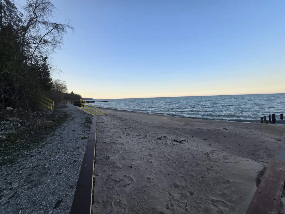 7333 Hawthorne Road Worth Township, MI 48450
