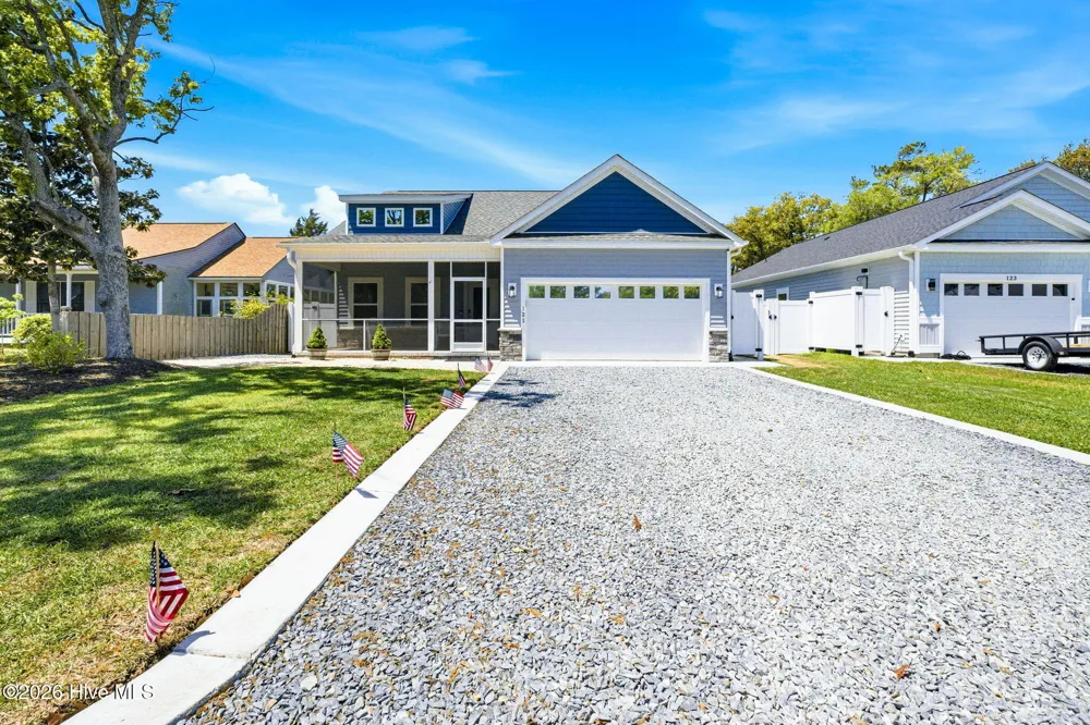 121 NW 12th Street Oak Island, NC 28465