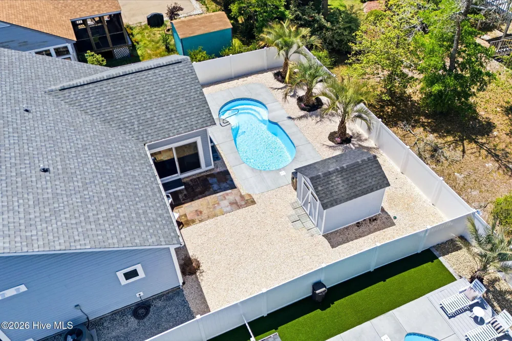 121 NW 12th Street Oak Island, NC 28465