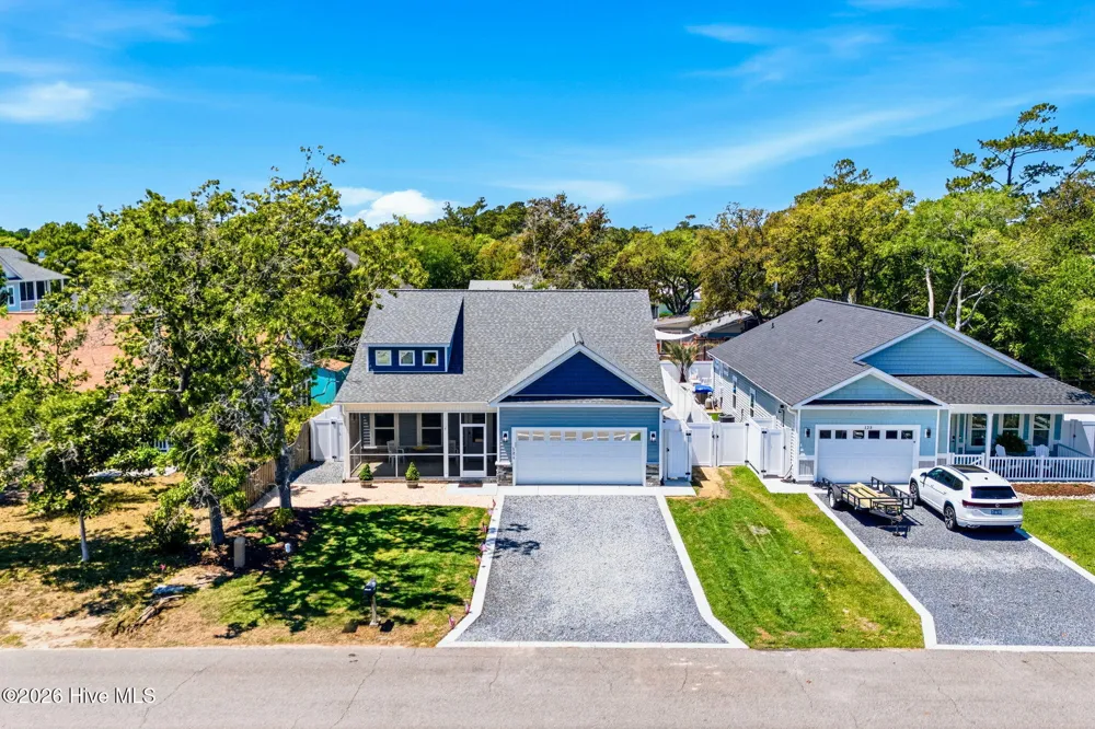 121 NW 12th Street Oak Island, NC 28465