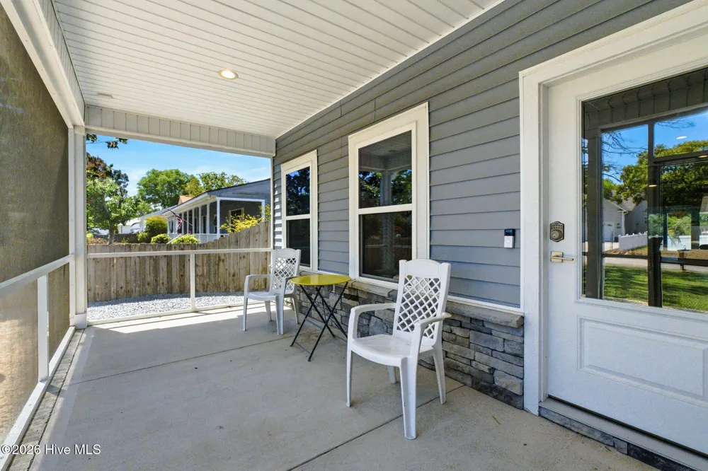 121 NW 12th Street Oak Island, NC 28465