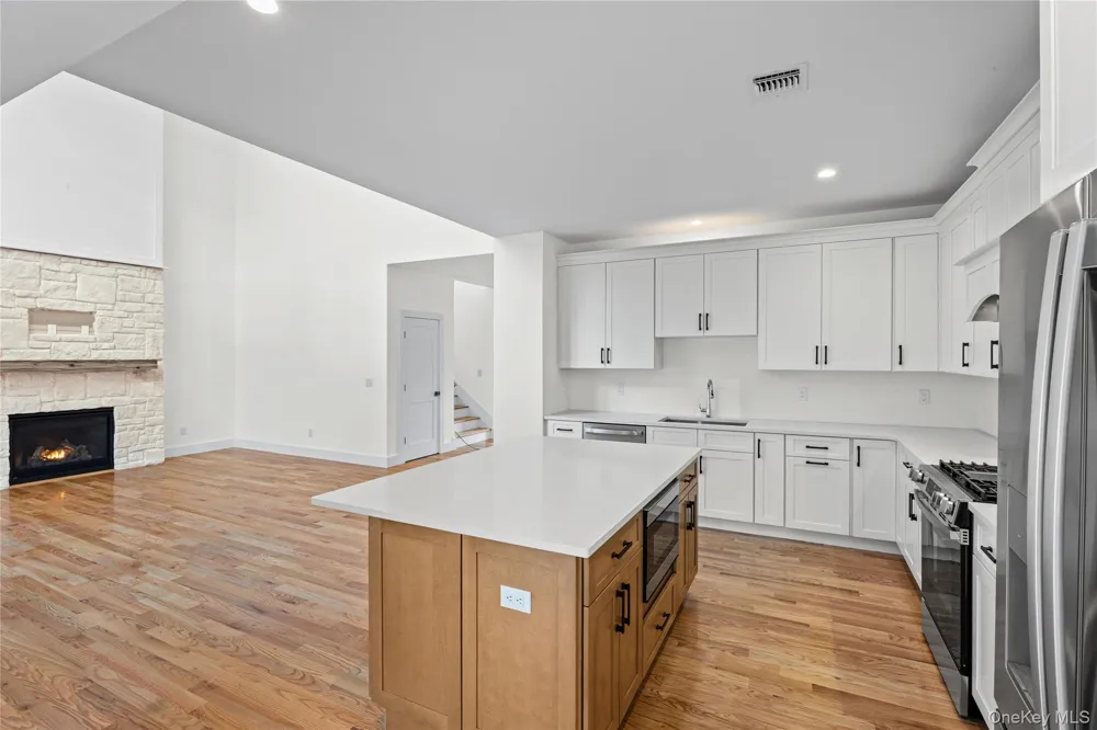 7 Jersey Avenue Miller Place, NY 11764