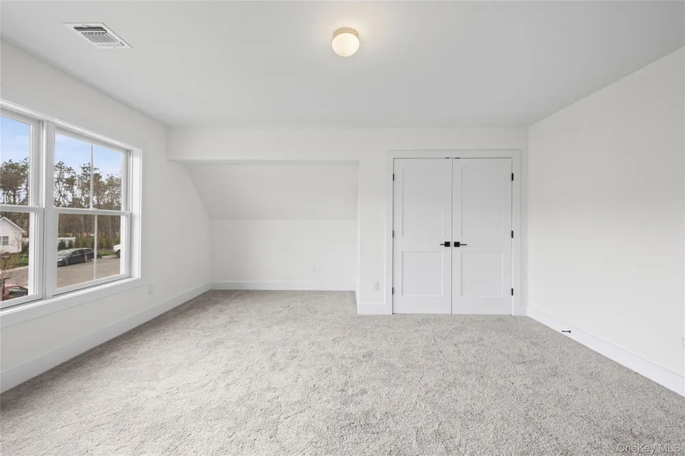 7 Jersey Avenue Miller Place, NY 11764
