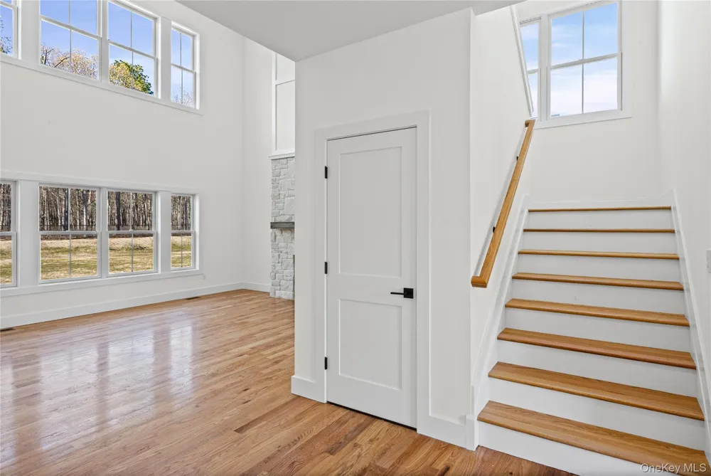 7 Jersey Avenue Miller Place, NY 11764