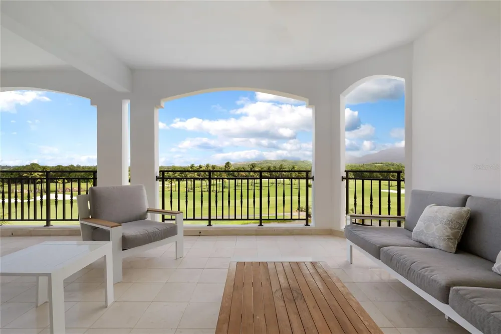 406 COCO BEACH BVL #401A Rio Grande, PR 00745